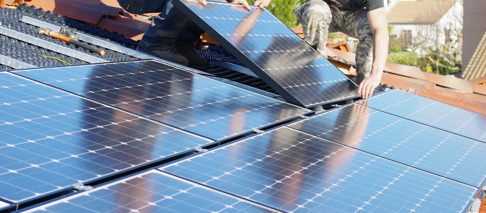 Pannello fotovoltaico: come funziona, vantaggi e installazione